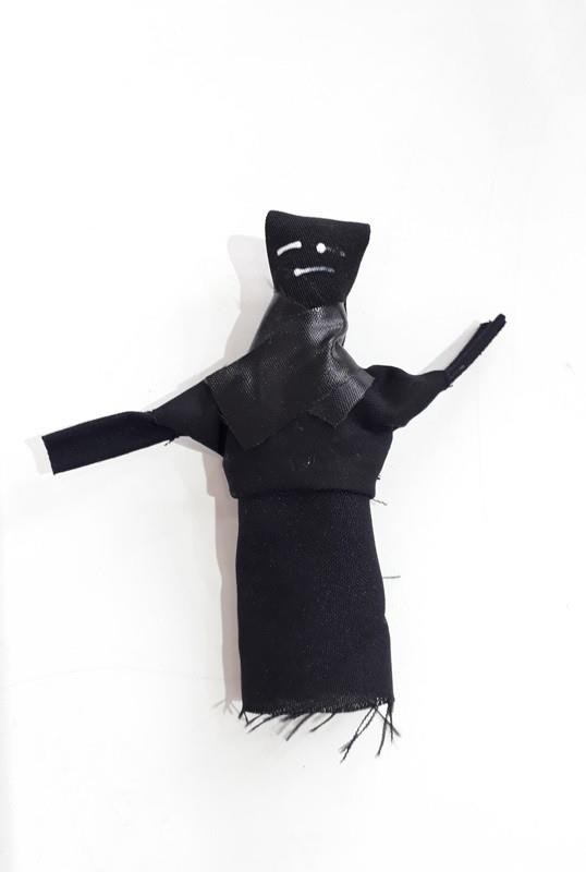 BONECO DE PANO PTO FEM - UND