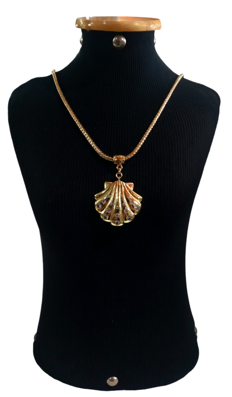 COLAR CONCHA DOURADO - UND