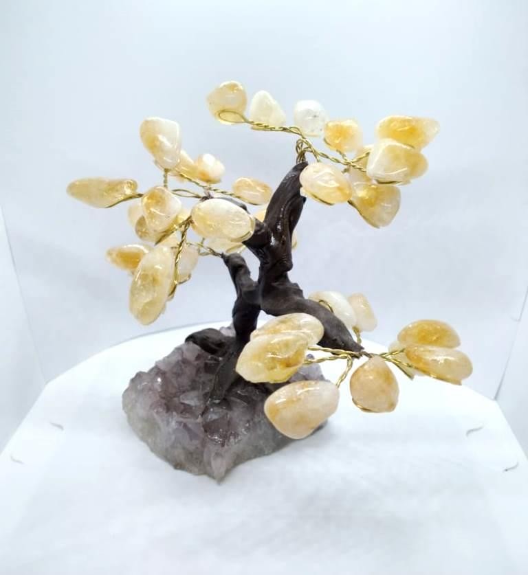 ARVORE DE RESINA COM PEDRA CITRINO GDE - UND