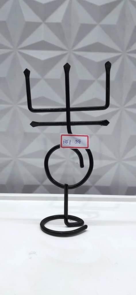 FERRAMENTA EXU VIRA MUNDO 20CM - UND
