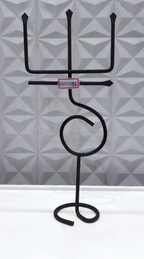 FERRAMENTA EXU VIRA MUNDO 35CM - UND