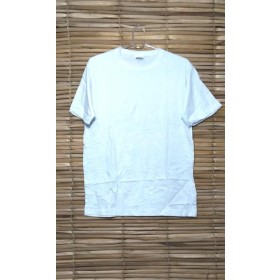 CAMISETA BRANCA P - UND